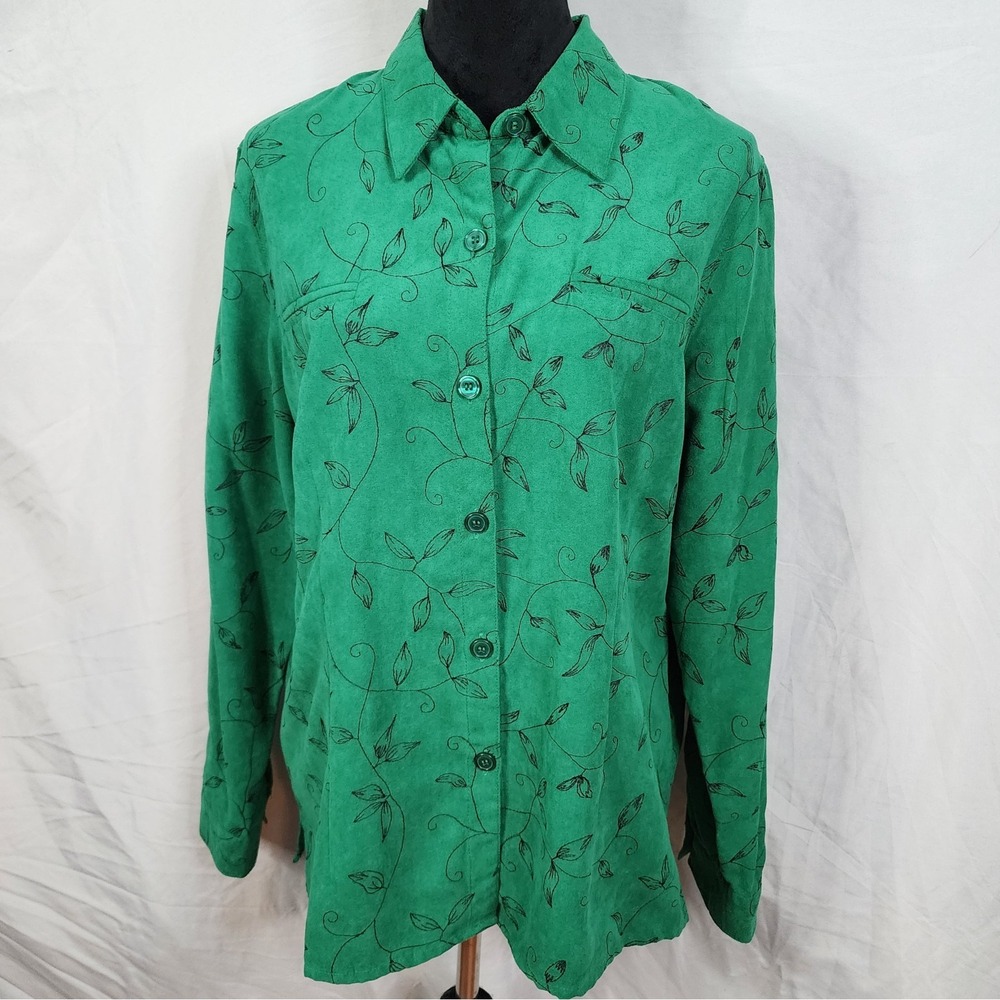 SAG HARBOR Size 14 Green Floral Embroidered Microsuede Long Sleeve Button Up Top